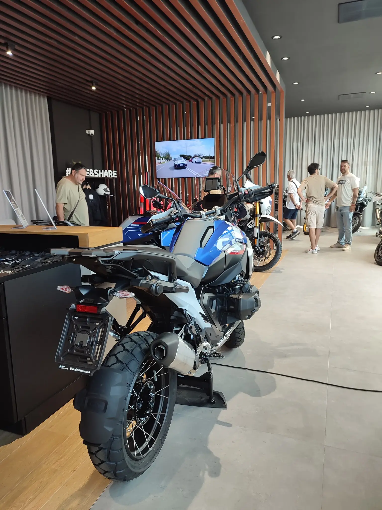 Nuove BMW R 12 G/S e BMW R 1300 RT